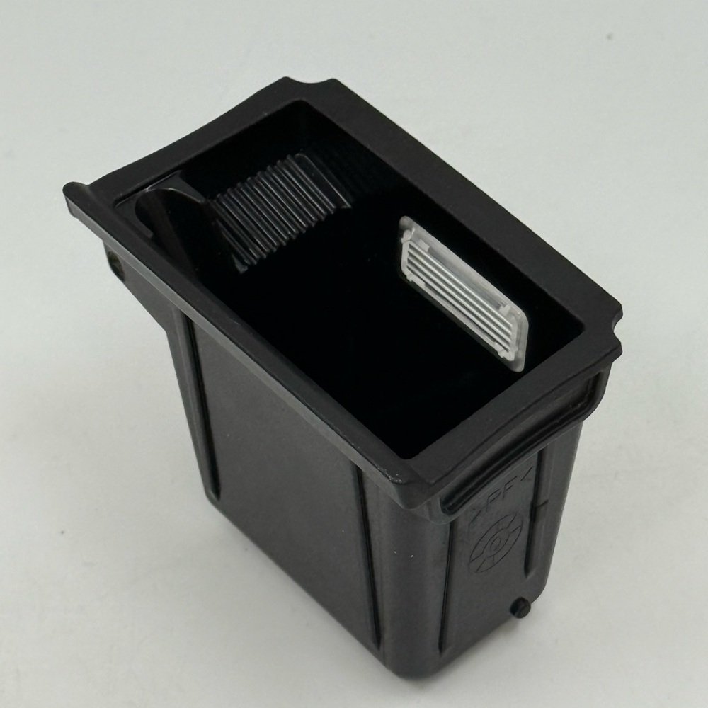 Mercedes-Benz GLK-Class X204 Ashtray Pot A2048100430 OEM Black Excellent Used‎